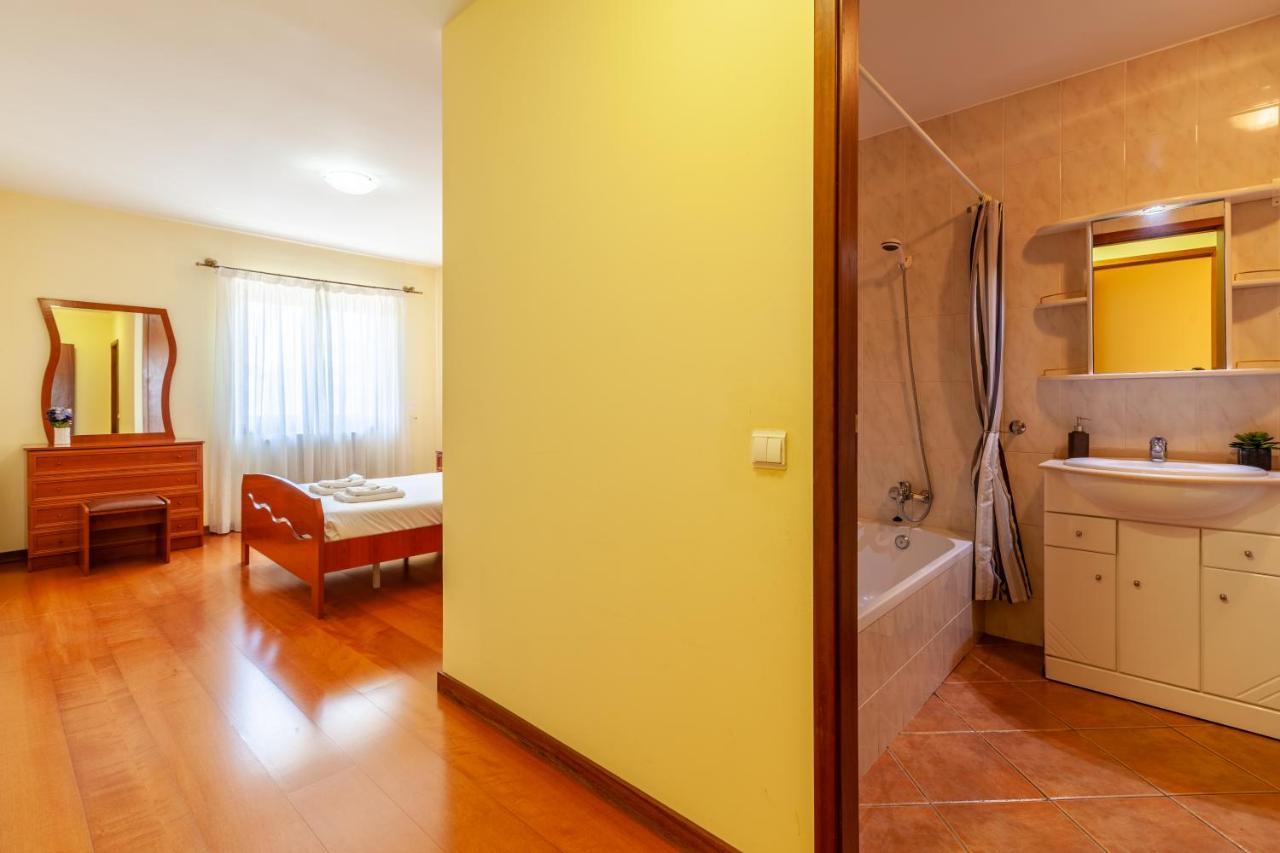 דירות אספוסנדה Casa Faria Da Costa מראה חיצוני תמונה