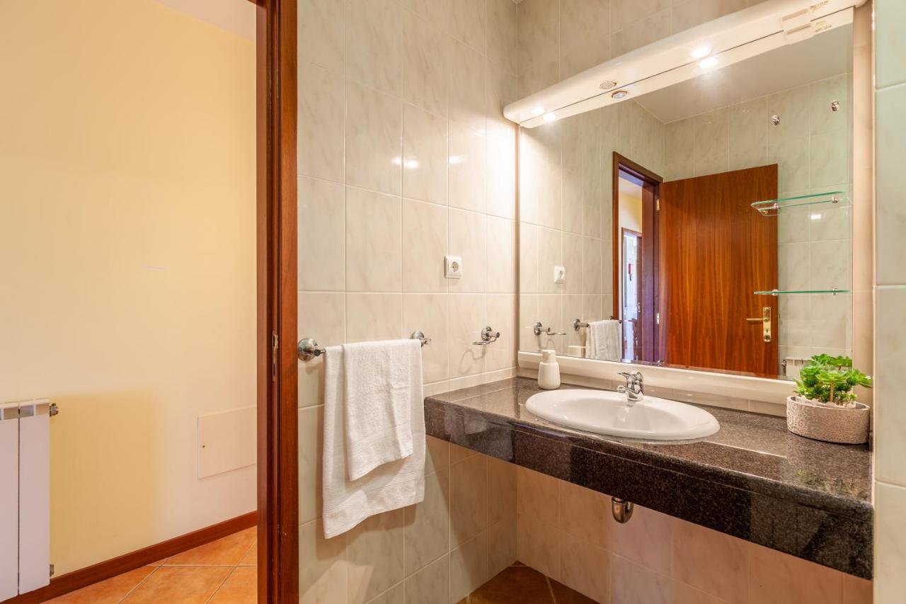 דירות אספוסנדה Casa Faria Da Costa מראה חיצוני תמונה
